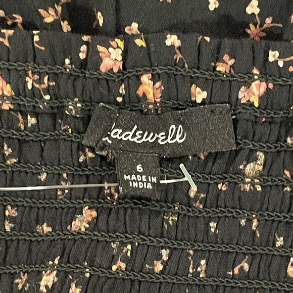 Madewell Georgette Lucie Bubble-Sleeve Smocked Top in Stem Scatter - Picture 5 of 6